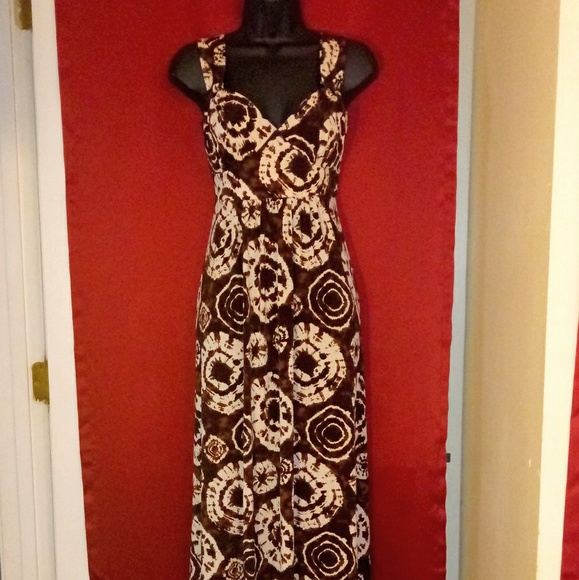 Tiana B. Dresses & Skirts - 3/$25. Tiana B maxi dress